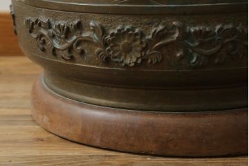昭和初期　上手物　御鋳物師 塩原　約25kg　細やかな意匠が施された存在感のある古銅火鉢(手あぶり、鉢カバー)(R-075839)