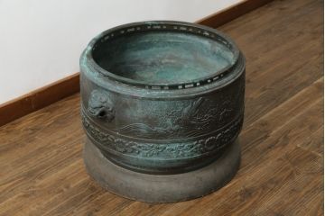 昭和四年　塩原 鋳之　古銅特大火鉢　上手物　約60kg(御鋳物師、手あぶり、鉢カバー、昭和4年、1929年)(R-075840)