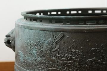 昭和四年　塩原 鋳之　古銅特大火鉢　上手物　約60kg(御鋳物師、手あぶり、鉢カバー、昭和4年、1929年)(R-075840)