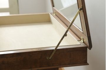 イギリスビンテージ　パイン材　しっかりした脚のデザインが個性的なショーケース(ガラスケース、ディスプレイケース、飾り棚、店舗什器、英国、ヴィンテージ)(R-075843)