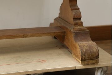 イギリスビンテージ　パイン材　しっかりした脚のデザインが個性的なショーケース(ガラスケース、ディスプレイケース、飾り棚、店舗什器、英国、ヴィンテージ)(R-075843)