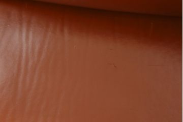 中古　Cassina(カッシーナ)　413　CAB(キャブ)　MARIO BELLINI(マリオベリーニ)　本革(レザー)　シンプルモダンな空間づくりに活躍するアームチェア(ダイニングチェア、椅子、イス)(定価約41万8千円)(R-075849)