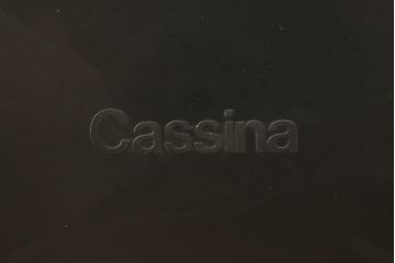 中古　Cassina(カッシーナ)　413　CAB(キャブ)　MARIO BELLINI(マリオベリーニ)　本革(レザー)　シンプルモダンな空間づくりに活躍するアームチェア(ダイニングチェア、椅子、イス)(定価約41万8千円)(R-075849)