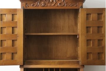 中古　スペイン製　チーク材　凝ったデザインが目を惹くビューローブックケース(ライティングビューロー、ワークデスク、簿記机、本箱、収納棚、戸棚、在宅用、在宅ワーク用)(R-075851)