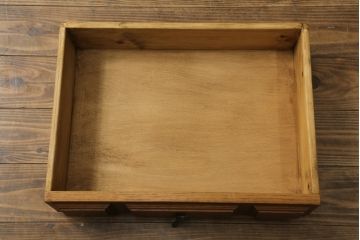 中古　スペイン製　チーク材　凝ったデザインが目を惹くビューローブックケース(ライティングビューロー、ワークデスク、簿記机、本箱、収納棚、戸棚、在宅用、在宅ワーク用)(R-075851)
