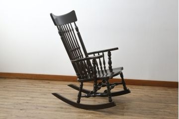 中古　美品　希少な廃番品　松本民芸家具　木の味わいと職人の技が楽しめる304F型ロッキングチェア(板座チェア、アームチェア、イス、揺り椅子)(R-075852)