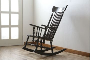 中古　美品　希少な廃番品　松本民芸家具　木の味わいと職人の技が楽しめる304F型ロッキングチェア(板座チェア、アームチェア、イス、揺り椅子)(R-075852)
