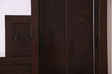 和製アンティーク　　明治期　古民具・骨董　三方欅(ケヤキ)材　和の空間づくりの主役になる上質な重ね階段箪笥(和箪笥、時代箪笥、収納箪笥、整理タンス、引き出し)(R-075854)