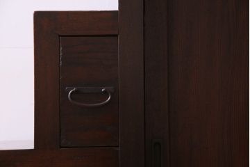 和製アンティーク　　明治期　古民具・骨董　三方欅(ケヤキ)材　和の空間づくりの主役になる上質な重ね階段箪笥(和箪笥、時代箪笥、収納箪笥、整理タンス、引き出し)(R-075854)