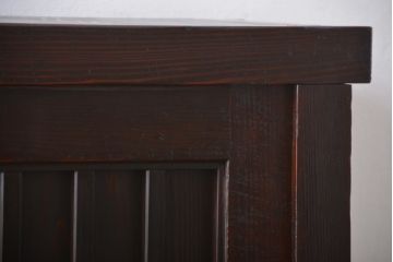和製アンティーク　当店リメイク　六尺　使い込まれた風合いが魅力的な脚付き水屋箪笥サイドボード(サイドキャビネット、収納棚、戸棚)(R-075855)
