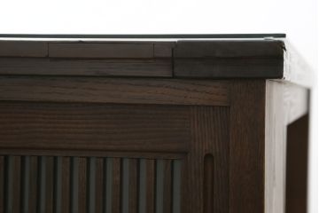 和製アンティーク　明治大正期　当店リメイク　和モダンな空間づくりイ活躍する収納棚付き蔵戸テーブル(4人掛けダイニングテーブル、食卓)(R-075856)