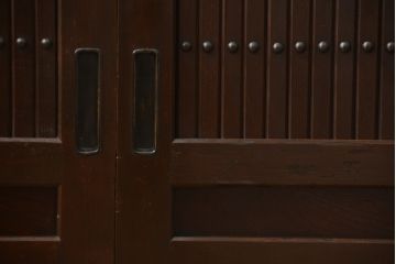 和製アンティーク　 特大!!　和モダンな空間にも馴染む九尺幅の重厚な水屋箪笥ローボード(テレビボード、テレビ台、リビングボード、サイドボード、収納棚、戸棚)(R-075857)