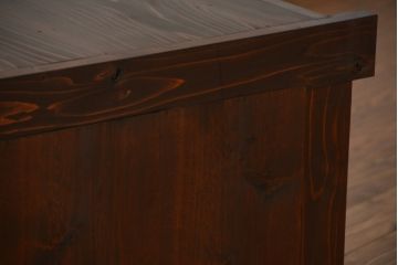 和製アンティーク　 特大!!　和モダンな空間にも馴染む九尺幅の重厚な水屋箪笥ローボード(テレビボード、テレビ台、リビングボード、サイドボード、収納棚、戸棚)(R-075857)