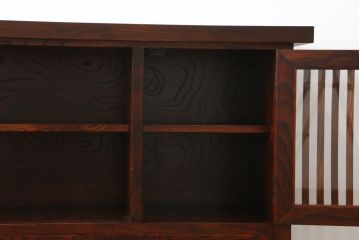 中古　美品　伝統民芸家具　迫力のある杢目が魅力的な岩谷堂箪笥サイドボード(引き出し、収納棚、戸棚、サイドキャビネット)(R-075864)