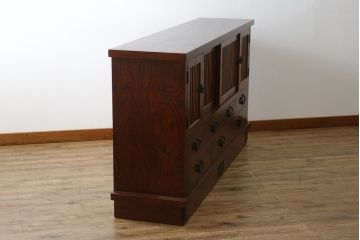 中古　美品　伝統民芸家具　迫力のある杢目が魅力的な岩谷堂箪笥サイドボード(引き出し、収納棚、戸棚、サイドキャビネット)(R-075864)