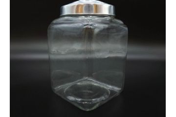 アンティーク雑貨　当時物　デッドストック　アルミ蓋　レトロな雰囲気を醸し出すガラス瓶3個セット(角型、角瓶、キャニスター、ガラスビン、菓子瓶、硝子、フタ付き)(R-075866)