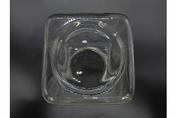 アンティーク雑貨　当時物　デッドストック　アルミ蓋　レトロな雰囲気を醸し出すガラス瓶3個セット(角型、角瓶、キャニスター、ガラスビン、菓子瓶、硝子、フタ付き)(R-075866)