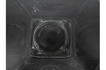 アンティーク雑貨　当時物　デッドストック　アルミ蓋　レトロな雰囲気を醸し出すガラス瓶3個セット(角型、角瓶、キャニスター、ガラスビン、菓子瓶、硝子、フタ付き)(R-075866)
