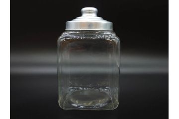 アンティーク雑貨　当時物　デッドストック　アルミ蓋　レトロな雰囲気を醸し出すガラス瓶3個セット(角型、角瓶、キャニスター、ガラスビン、菓子瓶、硝子、フタ付き)(R-075867)