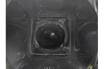 アンティーク雑貨　当時物　デッドストック　アルミ蓋　レトロな雰囲気を醸し出すガラス瓶3個セット(角型、角瓶、キャニスター、ガラスビン、菓子瓶、硝子、フタ付き)(R-075867)