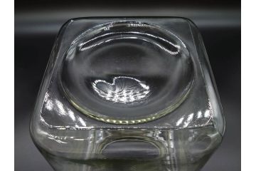 アンティーク雑貨　当時物　デッドストック　アルミ蓋　大・中・小　お洒落なディスプレイが叶うレトロなガラス瓶3個セット(角型、角瓶、キャニスター、ガラスビン、菓子瓶、硝子、フタ付き)(R-075868)