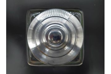 アンティーク雑貨　当時物　デッドストック　アルミ蓋　大・中・小　お洒落なディスプレイが叶うレトロなガラス瓶3個セット(角型、角瓶、キャニスター、ガラスビン、菓子瓶、硝子、フタ付き)(R-075868)