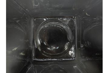 アンティーク雑貨　当時物　デッドストック　アルミ蓋　レトロな雰囲気を醸し出すガラス瓶3個セット(角型、角瓶、キャニスター、ガラスビン、菓子瓶、硝子、フタ付き)(R-075869)