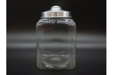 アンティーク雑貨　当時物　デッドストック　アルミ蓋　大・小　お洒落なディスプレイが叶うレトロなガラス瓶2個セット(角型、角瓶、キャニスター、ガラスビン、菓子瓶、硝子、フタ付き)(R-075871)