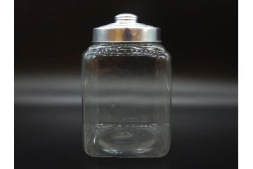アンティーク雑貨　当時物　デッドストック　アルミ蓋　レトロな雰囲気を醸し出すガラス瓶3個セット(角型、角瓶、キャニスター、ガラスビン、菓子瓶、硝子、フタ付き)(R-075873)