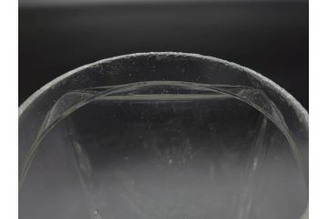 アンティーク雑貨　当時物　デッドストック　アルミ蓋　レトロな雰囲気を醸し出すガラス瓶2個セット(角型、角瓶、キャニスター、ガラスビン、菓子瓶、硝子、フタ付き)(R-075875)