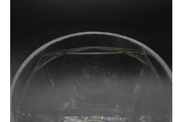 アンティーク雑貨　当時物　デッドストック　アルミ蓋　レトロな雰囲気を醸し出すガラス瓶2個セット(角型、角瓶、キャニスター、ガラスビン、菓子瓶、硝子、フタ付き)(R-075875)