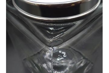 アンティーク雑貨　当時物　デッドストック　アルミ蓋　レトロな雰囲気を醸し出すガラス瓶2個セット(角型、角瓶、キャニスター、ガラスビン、菓子瓶、硝子、フタ付き)(R-075876)