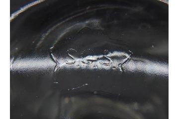 アンティーク雑貨　当時物　デッドストック　アルミ蓋　レトロな雰囲気を醸し出すガラス瓶2個セット(角型、角瓶、キャニスター、ガラスビン、菓子瓶、硝子、フタ付き)(R-075876)