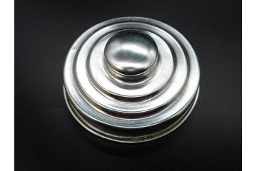 アンティーク雑貨　当時物　デッドストック　アルミ蓋　レトロな雰囲気を醸し出すガラス瓶2個セット(角型、角瓶、キャニスター、ガラスビン、菓子瓶、硝子、フタ付き)(R-075876)