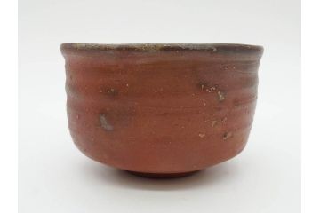 重要無形文化財　人間国宝　山本陶秀　備前焼　約12cm　4寸　深みのある色合いが上品な和の雰囲気を高める茶碗(和食器、抹茶碗、茶道具、茶器、共箱付き、四寸)(R-075878)