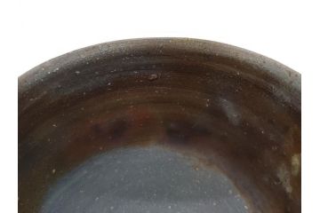 重要無形文化財　人間国宝　山本陶秀　備前焼　約12cm　4寸　深みのある色合いが上品な和の雰囲気を高める茶碗(和食器、抹茶碗、茶道具、茶器、共箱付き、四寸)(R-075878)