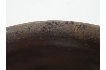 重要無形文化財　人間国宝　山本陶秀　備前焼　約12cm　4寸　深みのある色合いが上品な和の雰囲気を高める茶碗(和食器、抹茶碗、茶道具、茶器、共箱付き、四寸)(R-075878)