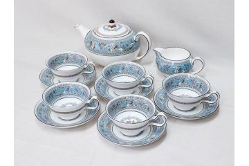ウェッジウッド　WEDGWOOD　フロレンティーン　ターコイズ　クラシックで重厚な雰囲気が魅力のティーセット(ティーポット、ティーカップ&ソーサー5客、C&S、クリーマー、ミルクポット、ピオニー、洋食器)(R-075903)