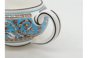 ウェッジウッド　WEDGWOOD　フロレンティーン　ターコイズ　クラシックで重厚な雰囲気が魅力のティーセット(ティーポット、ティーカップ&ソーサー5客、C&S、クリーマー、ミルクポット、ピオニー、洋食器)(R-075903)