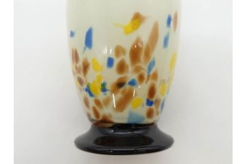 昭和レトロ　戦前　大正　可愛らしいデザインの古いマーブルガラス花瓶2個セット(フリル、色被せ、一輪挿し、花入、花器、硝子、吹きガラス)(R-075906)