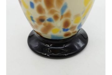 昭和レトロ　戦前　大正　可愛らしいデザインの古いマーブルガラス花瓶2個セット(フリル、色被せ、一輪挿し、花入、花器、硝子、吹きガラス)(R-075906)