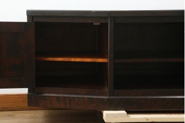 中古　北海道民芸家具　落ち着いた色味で和モダンスタイルにぴったりなテレビボード(テレビ台、ローボード、リビングボード、収納棚、戸棚)(R-075916)