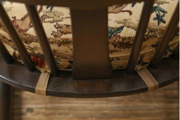 イギリスビンテージ　美品　レア品!!　ERCOL(アーコール)　Chairmakers Chair(チェアメーカーズチェア)　柔らかな曲線が身体を包み込むロッキングチェア(アームチェア、揺り椅子、イス、椅子、英国、ヴィンテージ)(R-075924)