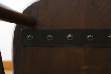 イギリスビンテージ　美品　レア品!!　ERCOL(アーコール)　Chairmakers Chair(チェアメーカーズチェア)　柔らかな曲線が身体を包み込むロッキングチェア(アームチェア、揺り椅子、イス、椅子、英国、ヴィンテージ)(R-075924)