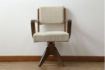 和製アンティーク　美品　落ち着いた木の色味が魅力的な回転チェア(回転椅子、アームチェア、ドクターチェア、イス、椅子)(R-075925)