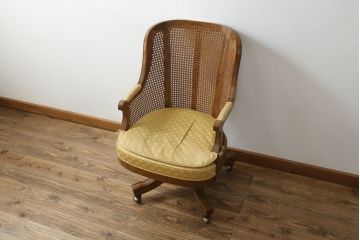 中古　美品!!　DREXEL HERITAGE JAPAN(ドレクセルヘリテイジジャパン)　Cameo Classics(キャメオクラシックス)　エレガントで格調高い雰囲気漂うデスクチェア(回転チェア、回転椅子、アームチェア、イス、椅子)(R-075926)