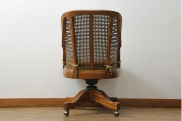 中古　美品!!　DREXEL HERITAGE JAPAN(ドレクセルヘリテイジジャパン)　Cameo Classics(キャメオクラシックス)　エレガントで格調高い雰囲気漂うデスクチェア(回転チェア、回転椅子、アームチェア、イス、椅子)(R-075926)