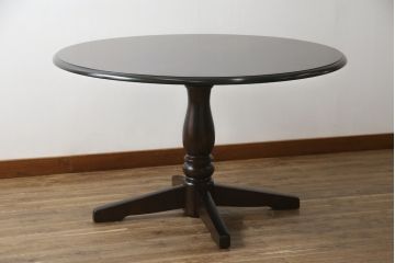 中古　美品　北海道民芸家具　HM4721　樺材　上品でクラシカルな雰囲気を醸し出す丸テーブル(ラウンドテーブル、ダイニングテーブル、2人掛け、4人掛け、食卓)(R-075927)