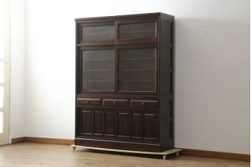 中古　美品　北海道民芸家具　美しい木肌とシックな佇まいが魅力的な重ね戸棚(収納棚、食器棚、飾り棚、キャビネット)(定価約55万円)(R-075928)