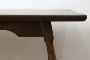 和製ビンテージ　北海道民芸家具　希少な絶版品!　柔らかな曲線が優美なセンターテーブル(ローテーブル、リビングテーブル、ヴィンテージ)(R-075930)